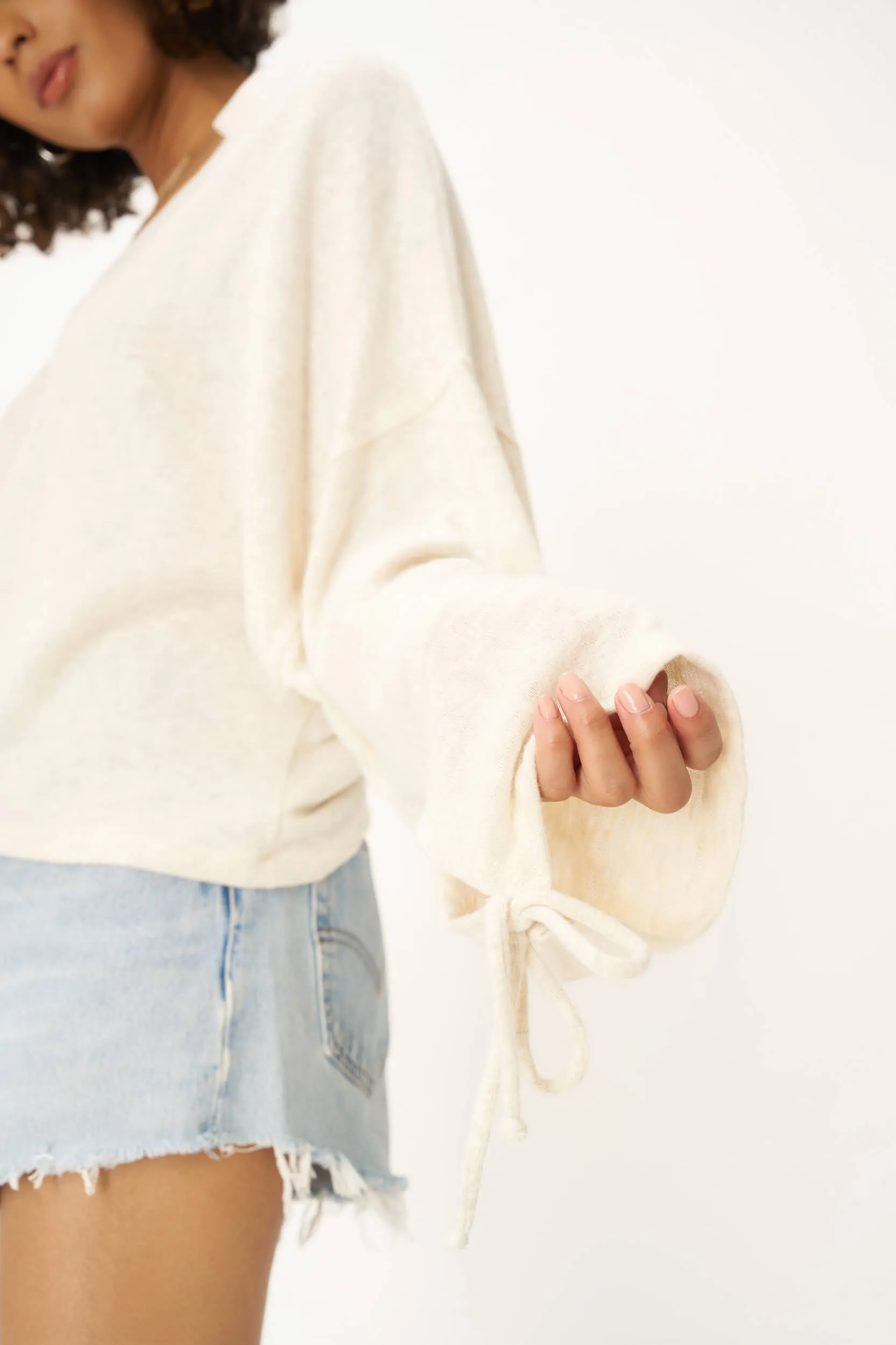 Celaya Notch Neck Cozy V Neck Long Sleeve - Oat Milk