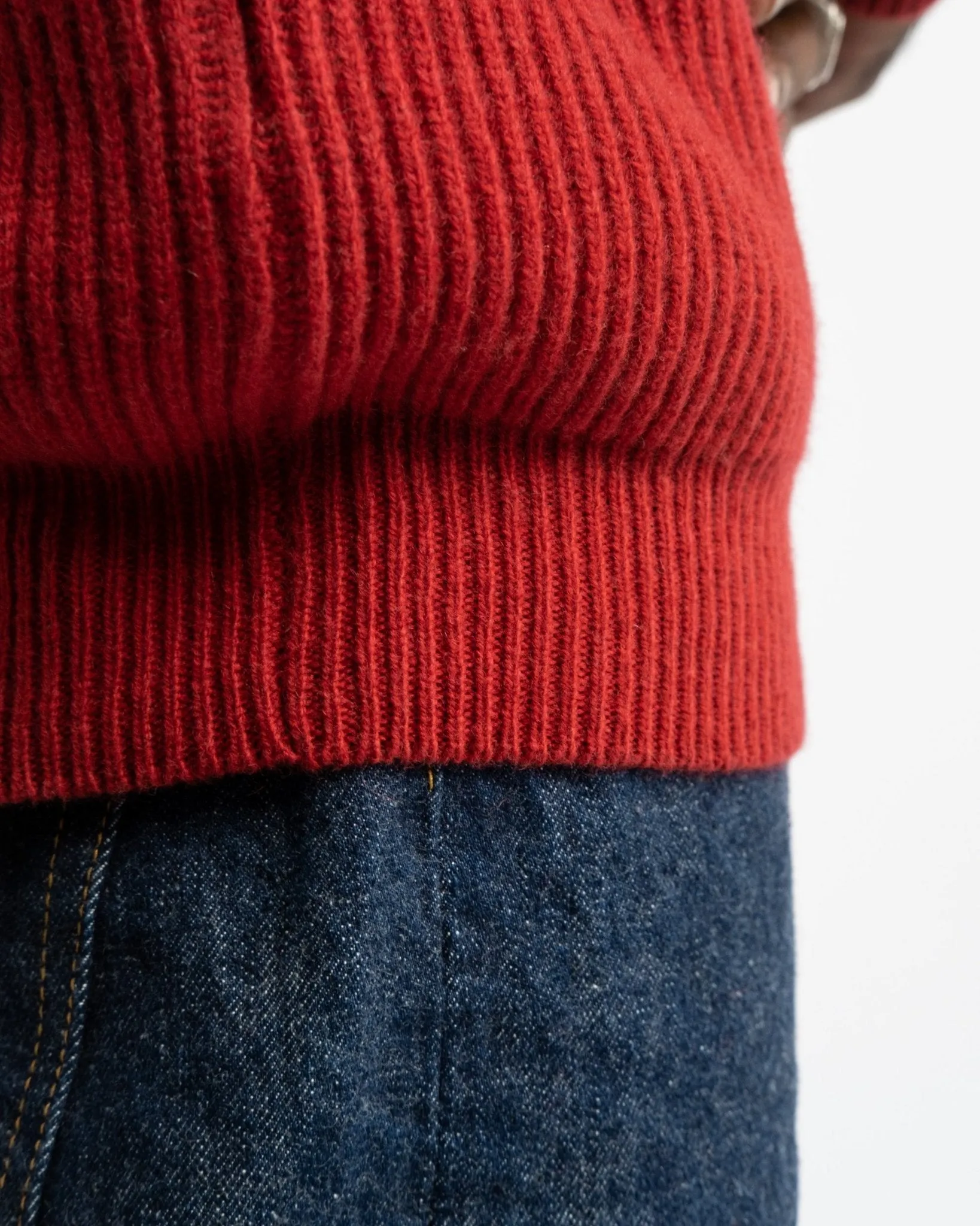 Crewneck Long Sleeve Cashmere Cherry