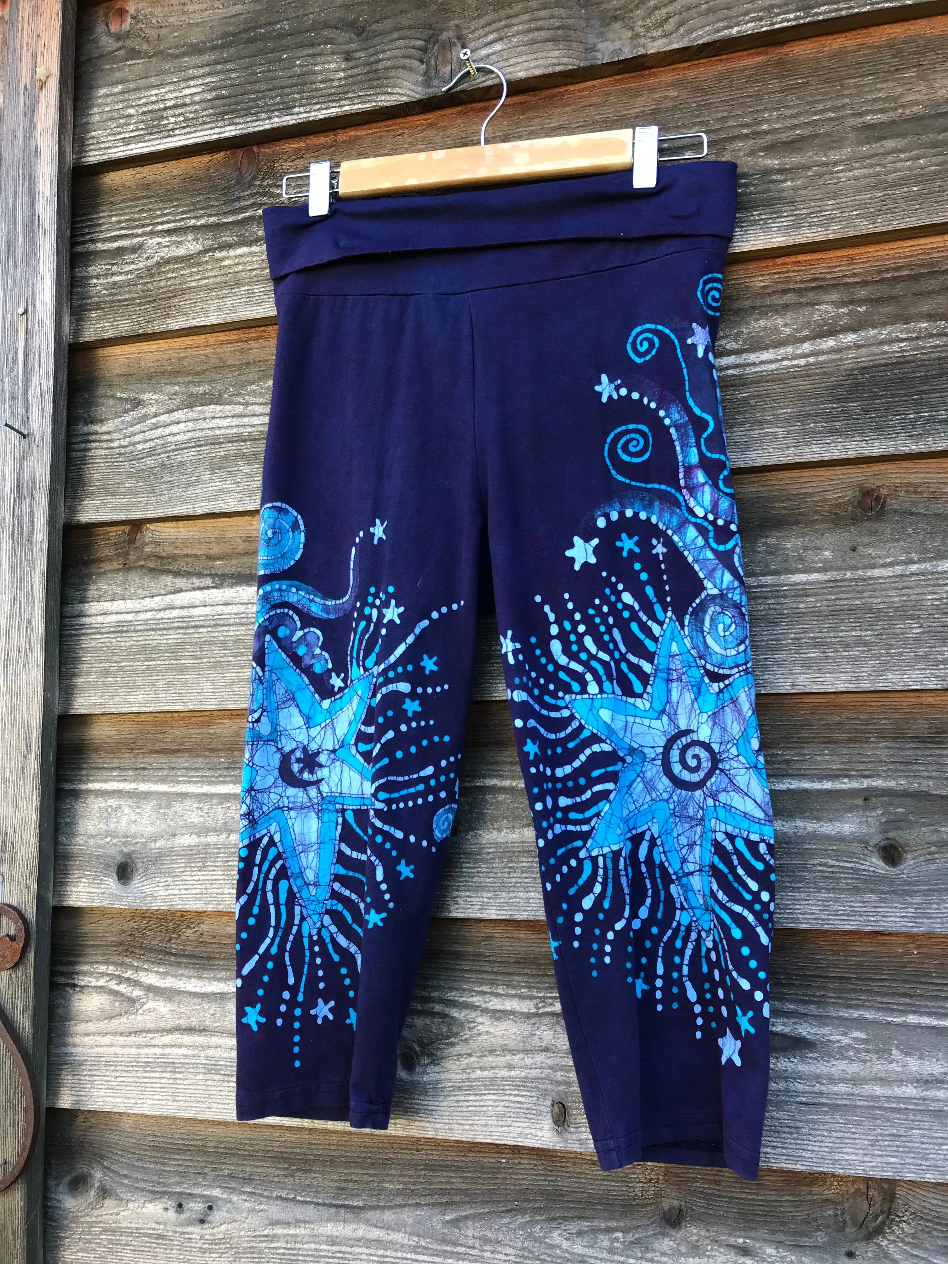 Moon Dancer Batik CAPRI Yoga Pants - Size MEDIUM