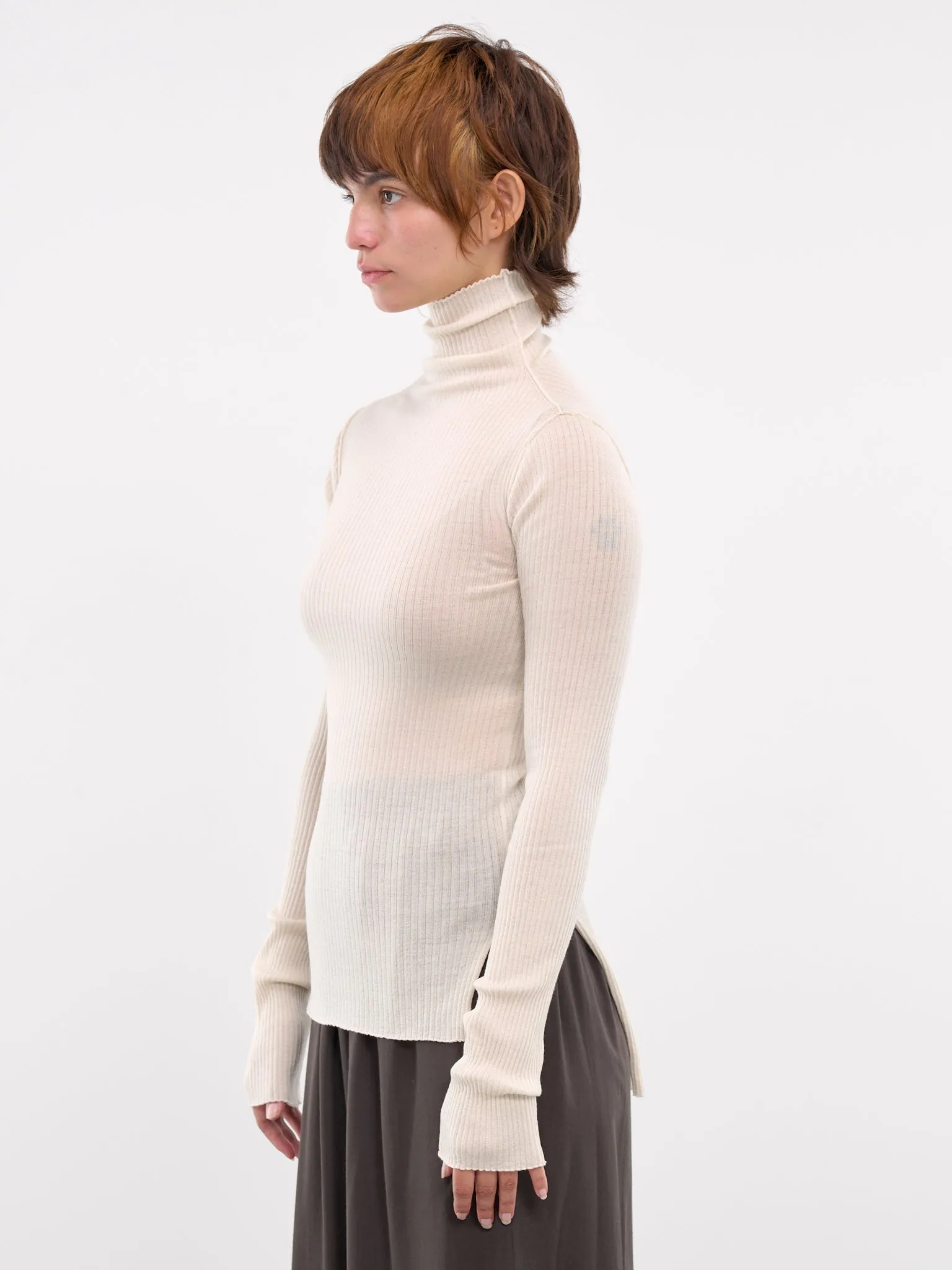 Ribbed Turtleneck (QUPZ75013A-QZ608-MEDIUM-BEIGE)